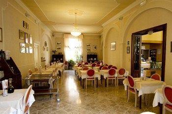 Albergo Amici Varese Ligure Exterior foto